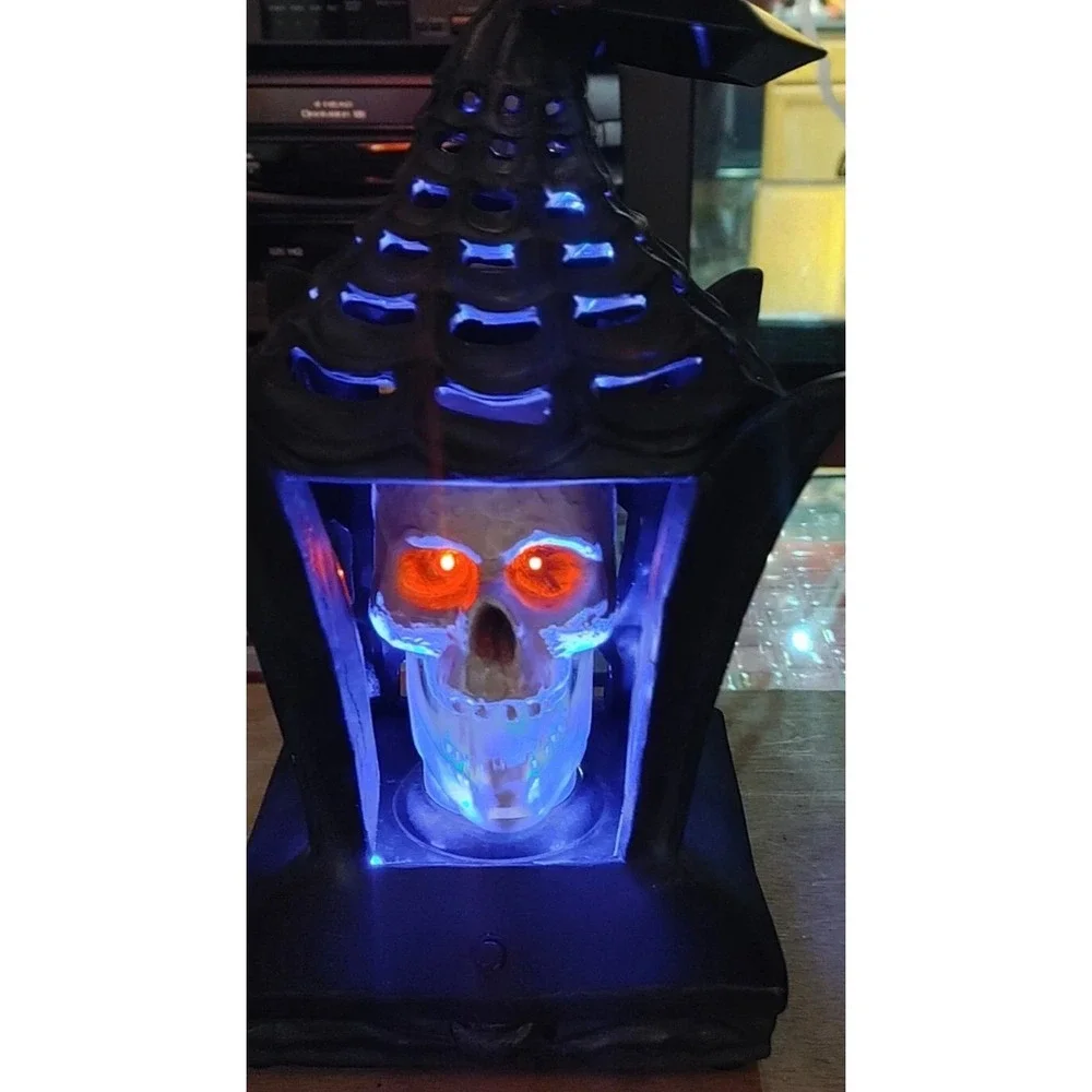 TESTED ~ Vtg 90's Gemmy Animated Talking‎ Skull in Lantern HALLOWEEN ~ WORKS